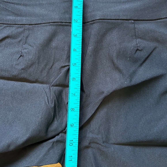 Lee Skimmer Mid Rise Slim Fit Black Capri Size 4 NWT - Picture 6 of 10